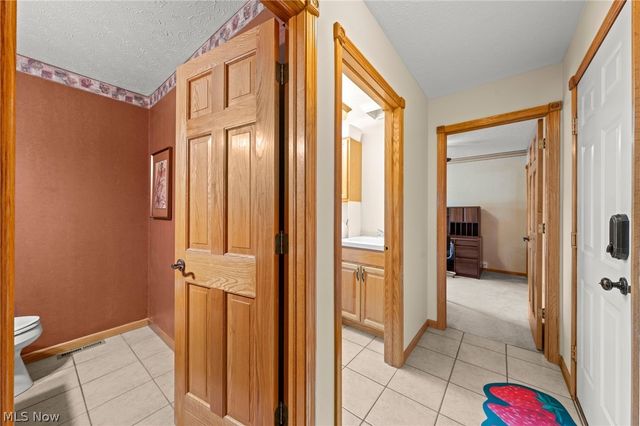 4549 Bunker Lane, Stow, OH 44224