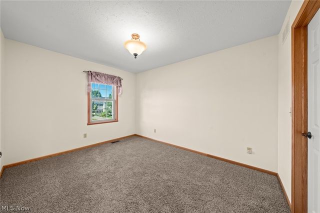 4549 Bunker Lane, Stow, OH 44224