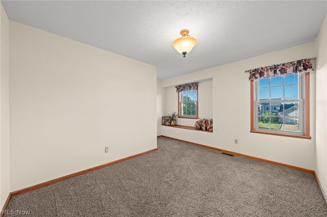 4549 Bunker Lane, Stow, OH 44224