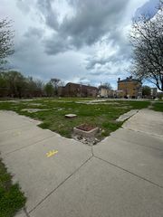 4401 S Wabash Avenue, Chicago, IL 60653