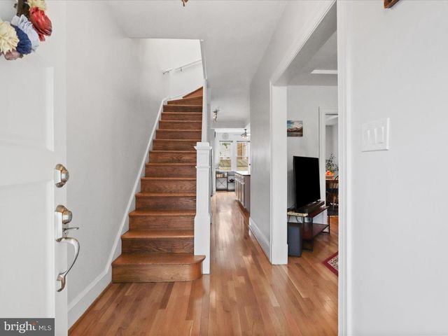 1813 BAY ST SE, Washington, DC 20003