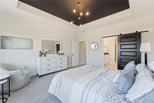 10510 N Liberty Street, Kansas City, MO 64155