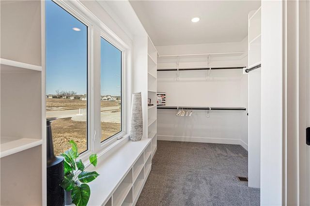 10510 N Liberty Street, Kansas City, MO 64155