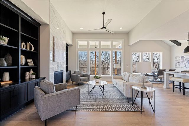 10510 N Liberty Street, Kansas City, MO 64155