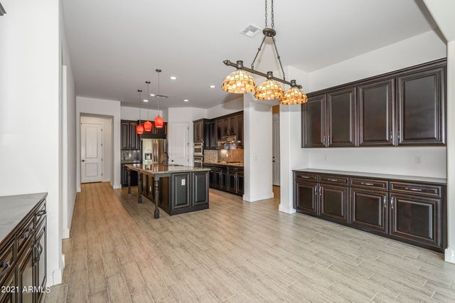 941 E Lowell Avenue, Gilbert, AZ 85295