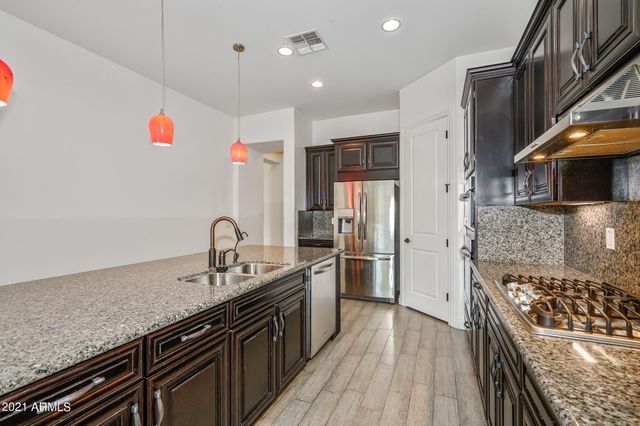 941 E Lowell Avenue, Gilbert, AZ 85295
