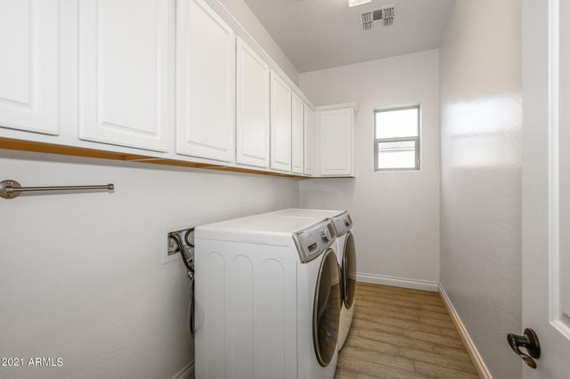 941 E Lowell Avenue, Gilbert, AZ 85295
