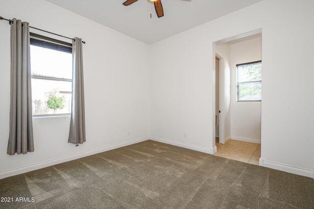 941 E Lowell Avenue, Gilbert, AZ 85295