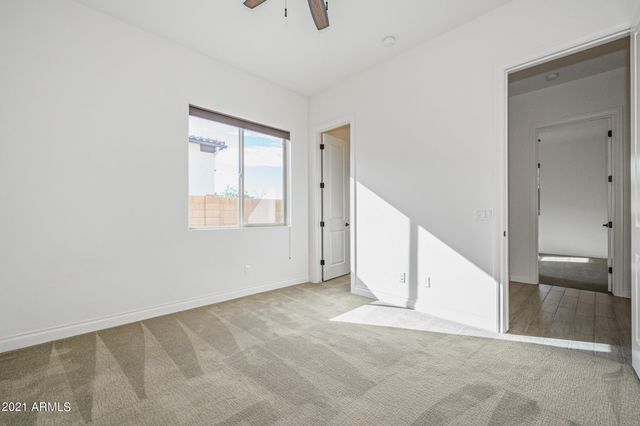 941 E Lowell Avenue, Gilbert, AZ 85295