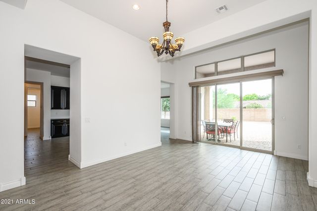941 E Lowell Avenue, Gilbert, AZ 85295