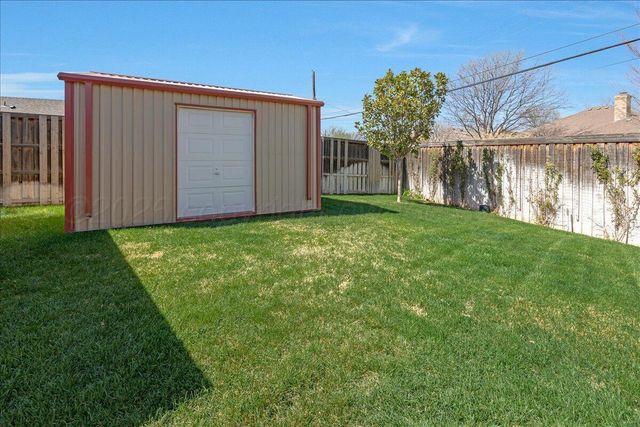 5823 NICHOLAS Circle, Amarillo, TX 79109