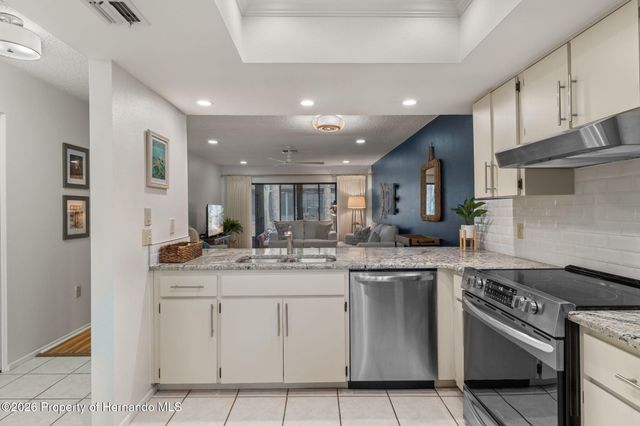 2132 Sea Pines Court, Spring Hill, FL 34606