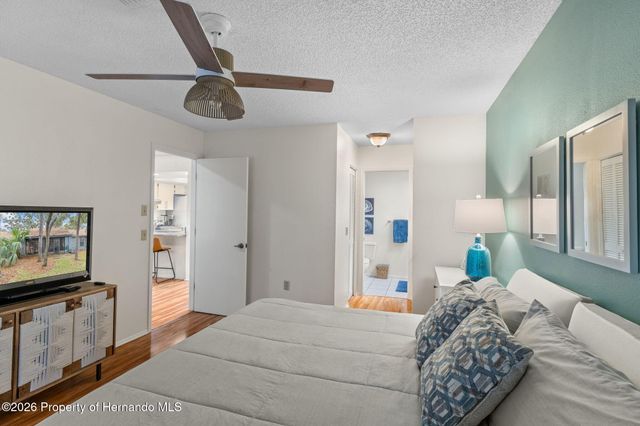 2132 Sea Pines Court, Spring Hill, FL 34606