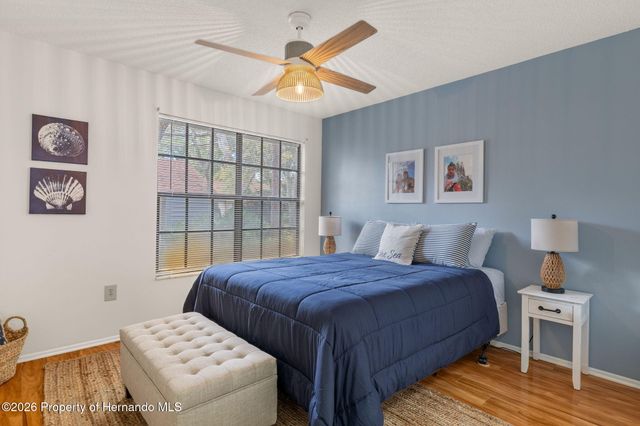 2132 Sea Pines Court, Spring Hill, FL 34606