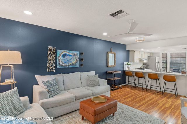 2132 Sea Pines Court, Spring Hill, FL 34606