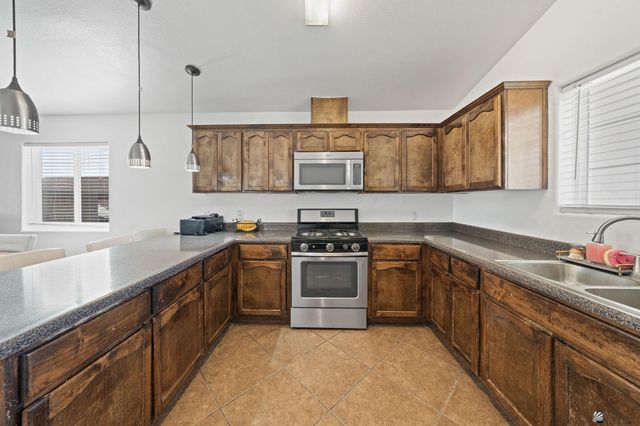 3797 E Los Olivos Dr, San Luis, AZ 85336
