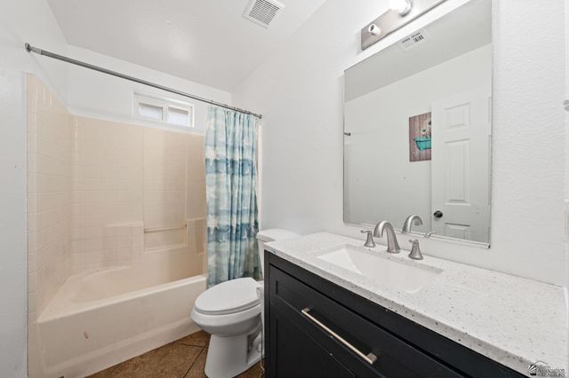 3797 E Los Olivos Dr, San Luis, AZ 85336