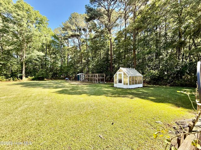 1262 Forest Acres Drive, Greenville, NC 27834