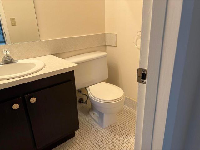 186 Dorset E, Boca Raton, FL 33434