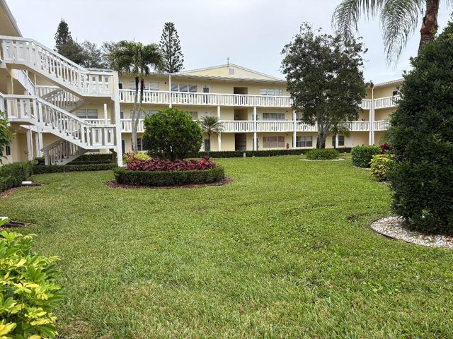 186 Dorset E, Boca Raton, FL 33434