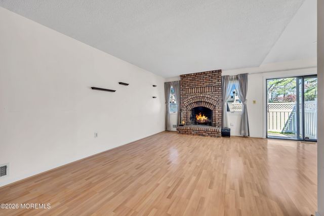 1 Chelsea Court, Parlin, NJ 08859