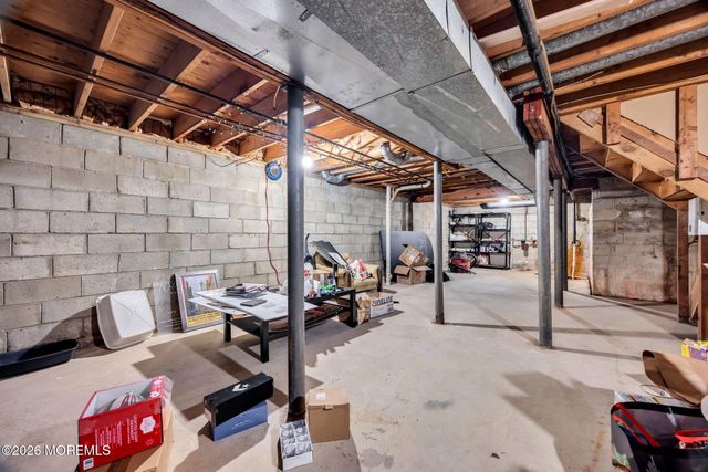 1 Chelsea Court, Parlin, NJ 08859