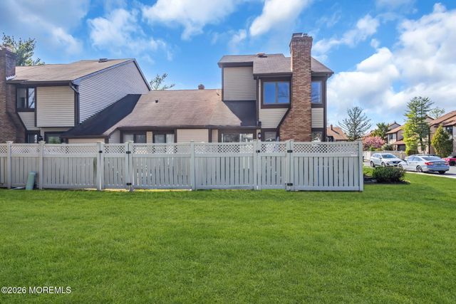 1 Chelsea Court, Parlin, NJ 08859