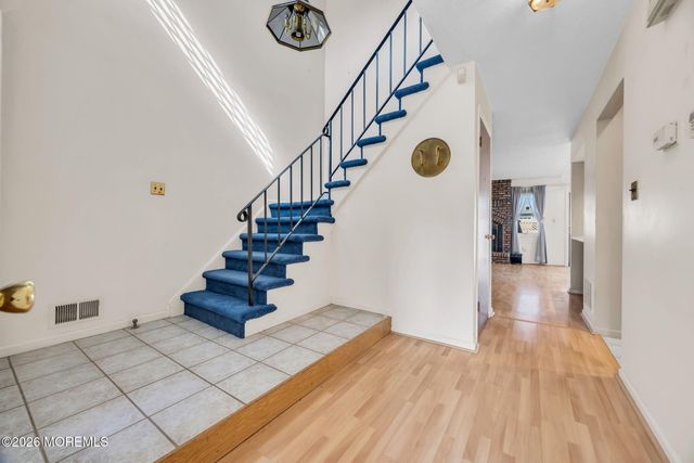 1 Chelsea Court, Parlin, NJ 08859