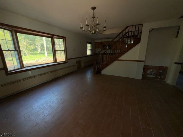 17 Musconetcong River Rd, Lebanon Twp., NJ 08827