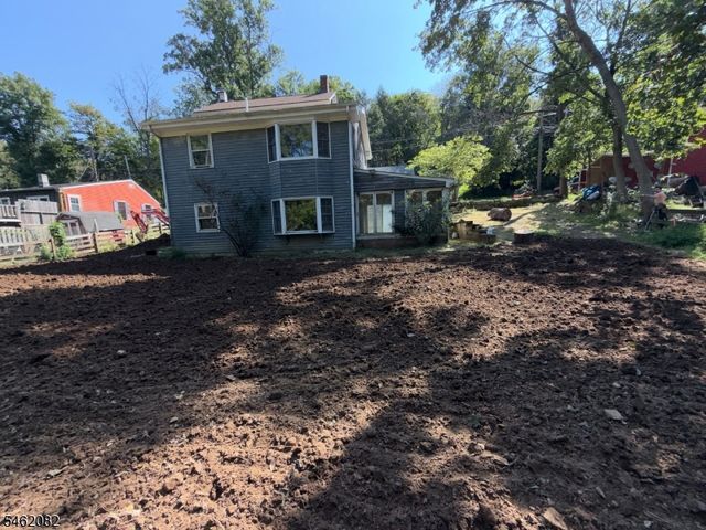 17 Musconetcong River Rd, Lebanon Twp., NJ 08827
