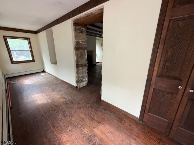 17 Musconetcong River Rd, Lebanon Twp., NJ 08827