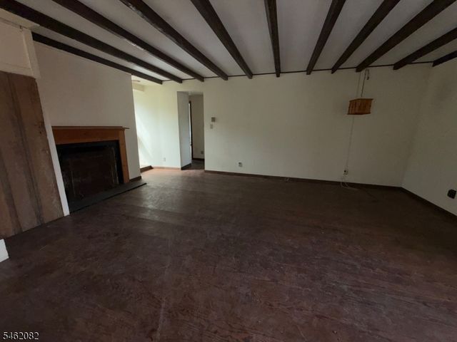17 Musconetcong River Rd, Lebanon Twp., NJ 08827