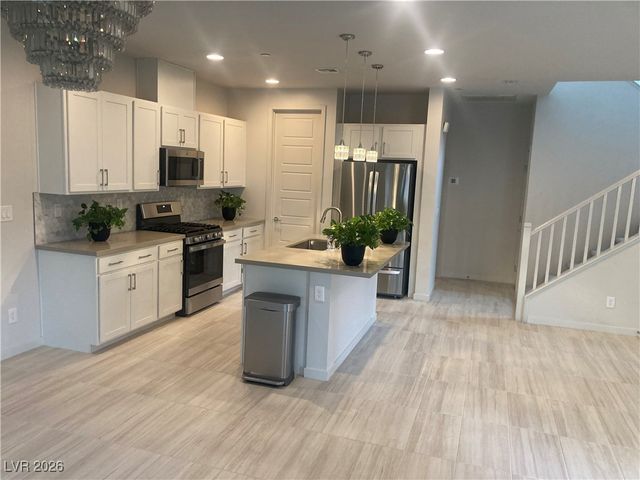 1247 Rock Hills Street 101, Las Vegas, NV 89135