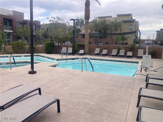 1247 Rock Hills Street 101, Las Vegas, NV 89135