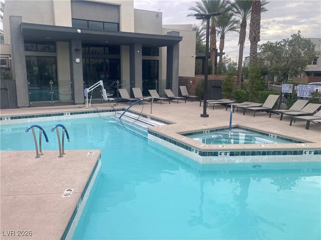 1247 Rock Hills Street 101, Las Vegas, NV 89135