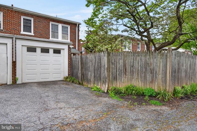 844 E MADISON ST, Lancaster, PA 17602