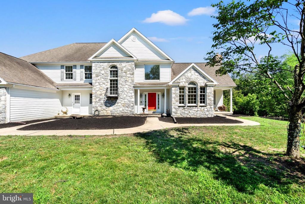 1591 OLD JACKSONVILLE RD, Ivyland, PA 18974