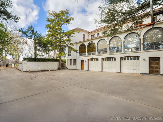 2400 Terrace Drive, Bartlesville, OK 74006