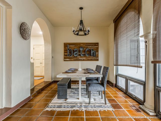 2400 Terrace Drive, Bartlesville, OK 74006