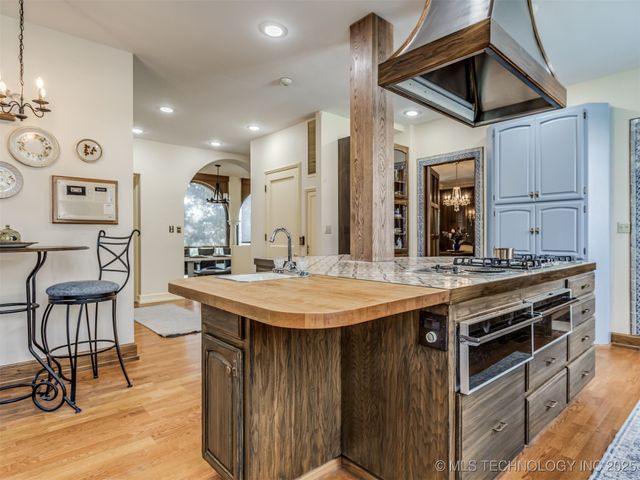 2400 Terrace Drive, Bartlesville, OK 74006