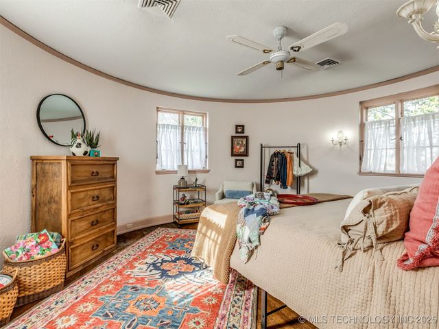 2400 Terrace Drive, Bartlesville, OK 74006