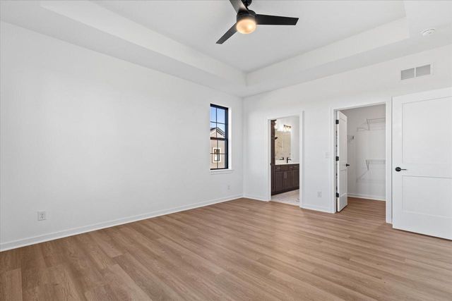 W251N2371 Valleyview CIRCLE, Pewaukee, WI 53072