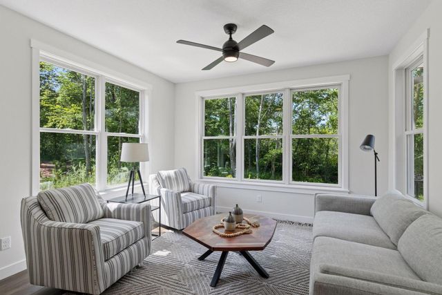 2935 Thompson Drive, River Falls, WI 54022