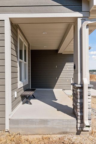 2935 Thompson Drive, River Falls, WI 54022