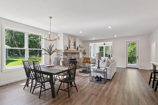 2935 Thompson Drive, River Falls, WI 54022