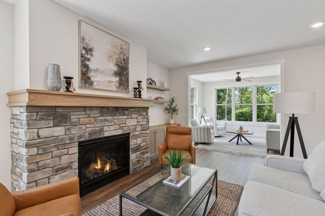 2935 Thompson Drive, River Falls, WI 54022