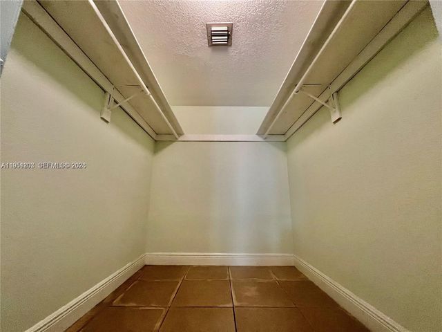 5201 Geneva Way 109, Doral, FL 33166