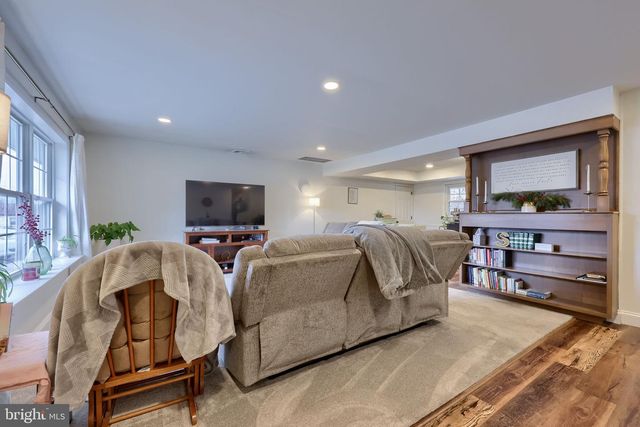 532 POINTVIEW AVE, Ephrata, PA 17522