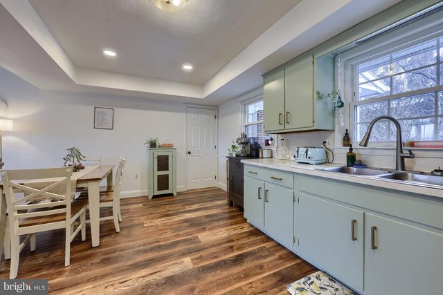 532 POINTVIEW AVE, Ephrata, PA 17522