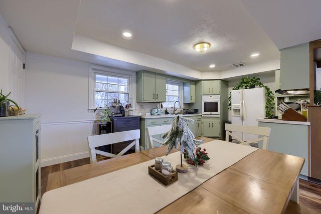 532 POINTVIEW AVE, Ephrata, PA 17522